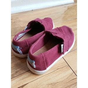 Little Girl's Toms